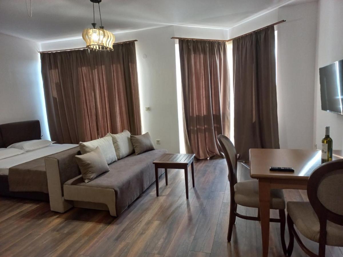 Pirin Golf Hotel Private Studios - Sani, Bansko Razlog Kültér fotó